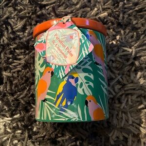 Paradise Palm & Coconut Scented Candle - Green Tropical Design 15 oz